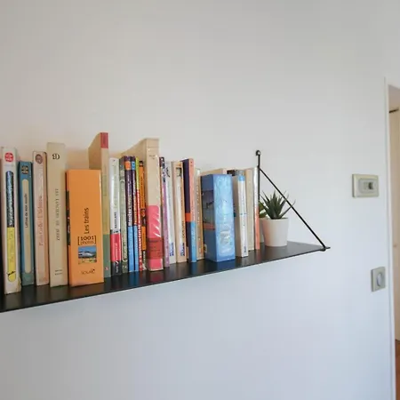 En Avec Balcon Et Parking Apartmán